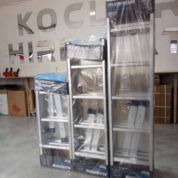 12 Basamak Akrobat Merdiven 3.7MT